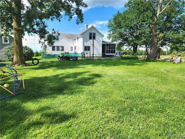 6097 Seufert Road, Orchard Park, NY 14127