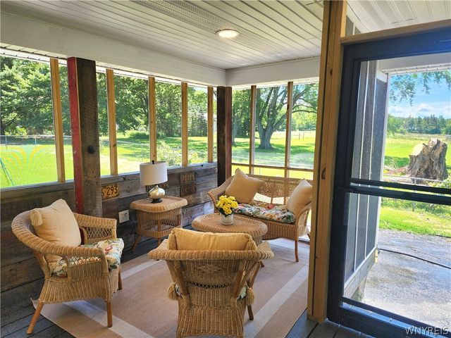 6097 Seufert Road, Orchard Park, NY 14127