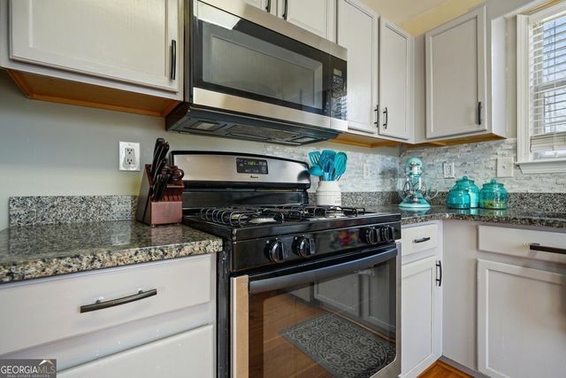 130 Iris Glen, Dallas, GA 30157