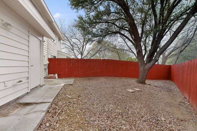 2407 Mustang Court, Lewisville, TX 75067