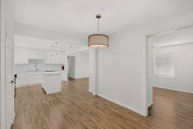 813 Travis Street, Garland, TX 75040