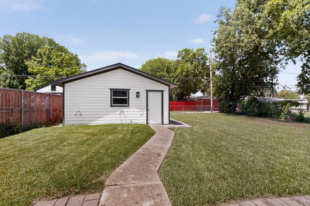 813 Travis Street, Garland, TX 75040