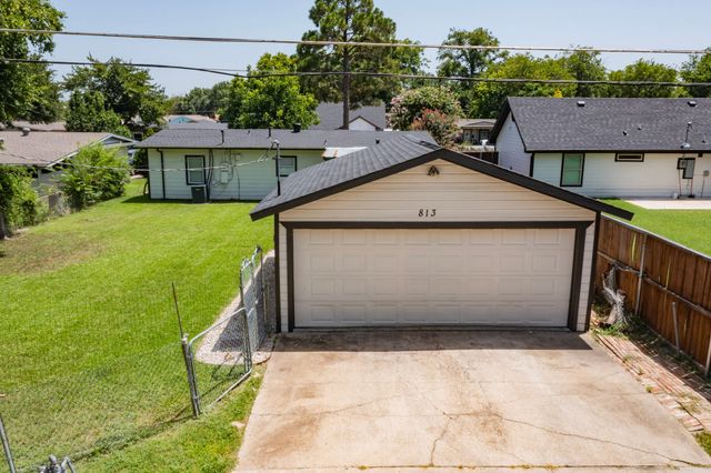813 Travis Street, Garland, TX 75040