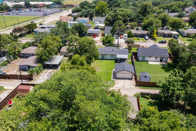 813 Travis Street, Garland, TX 75040