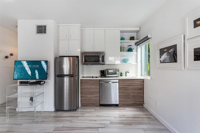1560 Meridian Ave 205, Miami Beach, FL 33139