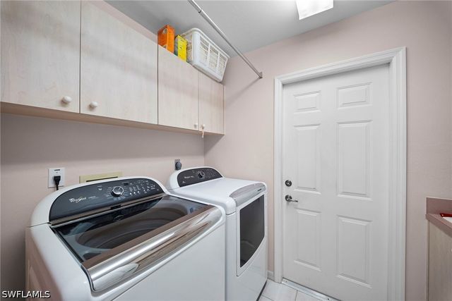 3971 Spring Garden LN, Estero, FL 33928