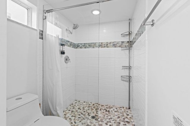 1510 NE 57th Court, Fort Lauderdale, FL 33334