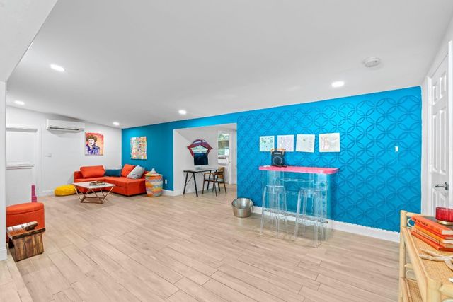 1510 NE 57th Court, Fort Lauderdale, FL 33334