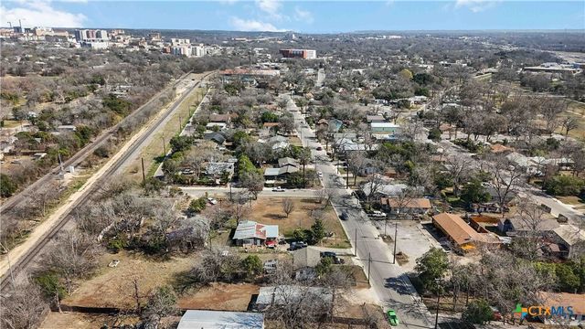 814 Alabama Street, San Marcos, TX 78666