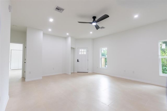 3817 WILD VIOLET AVENUE, Sebring, FL 33870