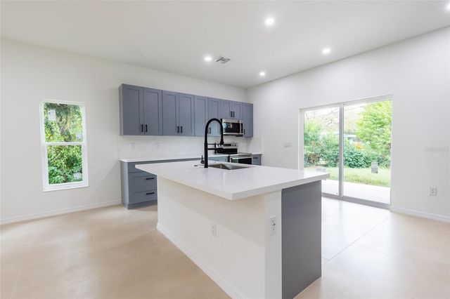 3817 WILD VIOLET AVENUE, Sebring, FL 33870