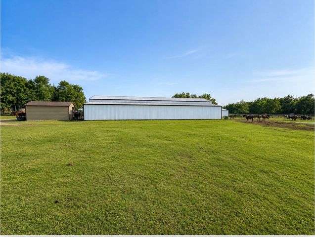 2801 County Road 115, Whitesboro, TX 76273
