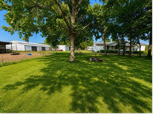2801 County Road 115, Whitesboro, TX 76273