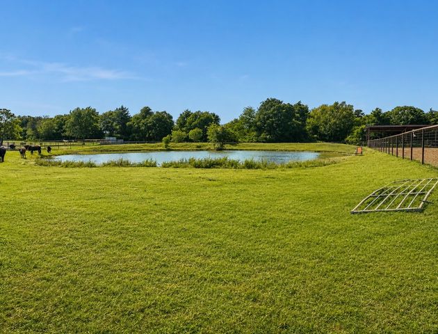 2801 County Road 115, Whitesboro, TX 76273