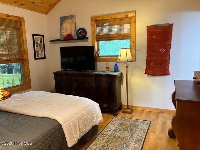 195 Woodcrest Drive, Murphy, NC 28906