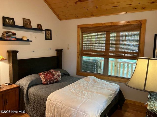 195 Woodcrest Drive, Murphy, NC 28906