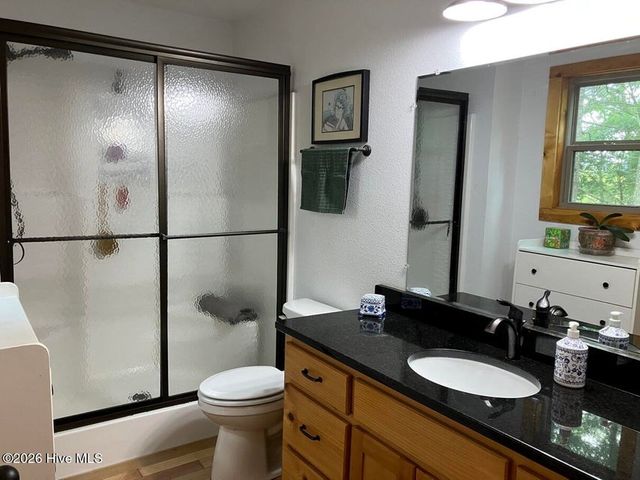 195 Woodcrest Drive, Murphy, NC 28906