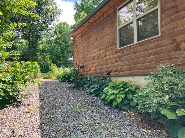 195 Woodcrest Drive, Murphy, NC 28906
