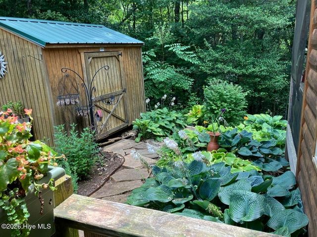195 Woodcrest Drive, Murphy, NC 28906