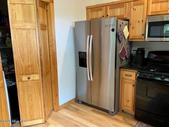 195 Woodcrest Drive, Murphy, NC 28906