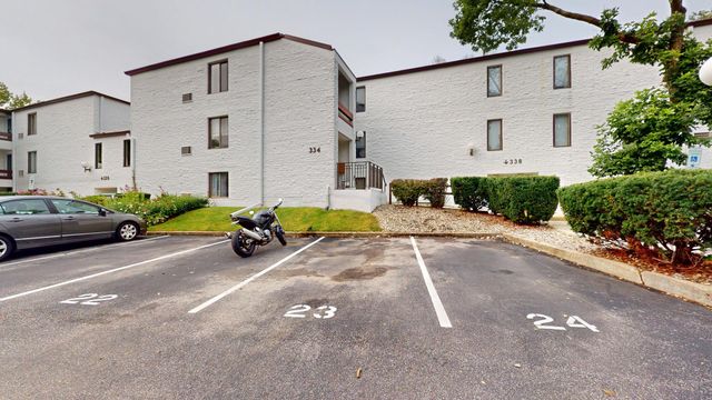 334 W Miner Street 3B, Arlington Heights, IL 60005