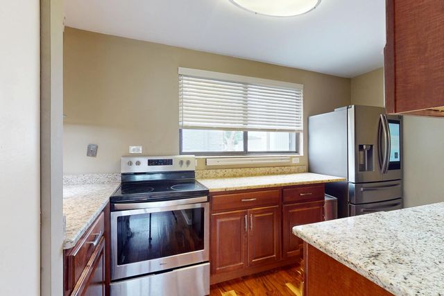 334 W Miner Street 3B, Arlington Heights, IL 60005