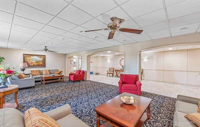 1311 S Finley Road 104, Lombard, IL 60148