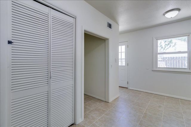 930 N Westview, Derby, KS 67037