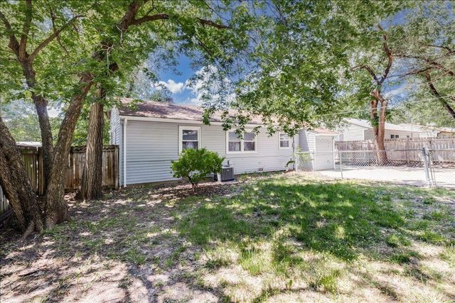 930 N Westview, Derby, KS 67037