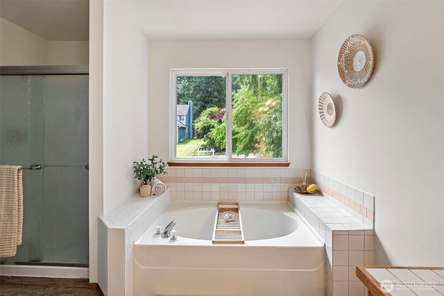 10913 Crocus Place NW, Silverdale, WA 98383