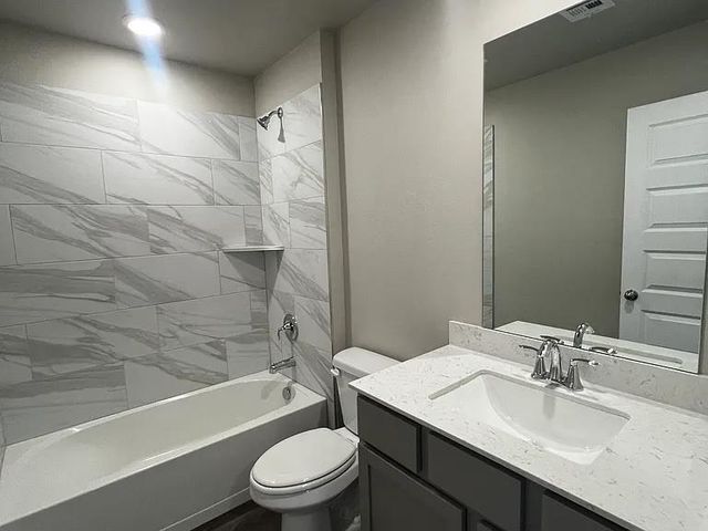 2765 Alice Way, Yukon, OK 73099