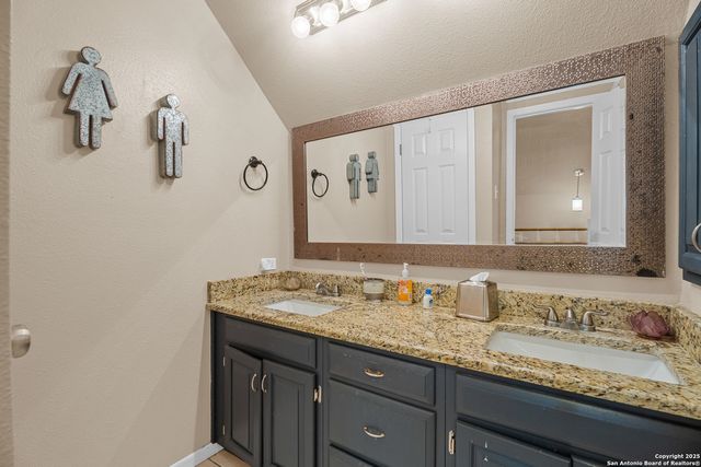8510 timberbriar, San Antonio, TX 78250