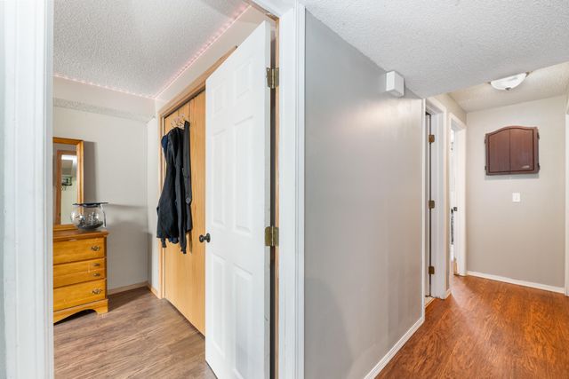 1209 S Todd St, Wichita, KS 67207