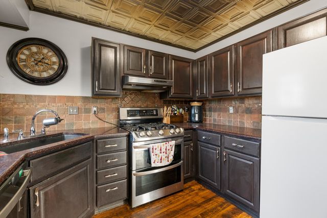 1209 S Todd St, Wichita, KS 67207