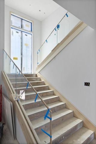 18 Bel Aire Lane, San Mateo, CA 94402