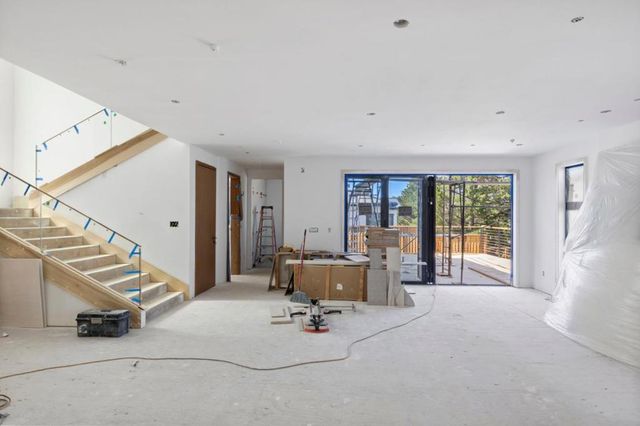 18 Bel Aire Lane, San Mateo, CA 94402