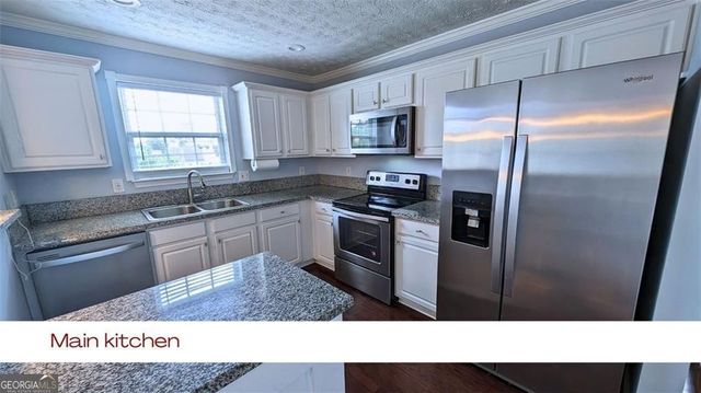 2752 MAMIE Lane, Lawrenceville, GA 30044