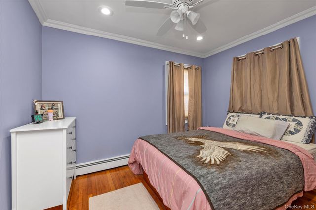 2463 Lindy Road, Westbury, NY 11590