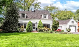 7 Crest Road, New Brunswick, NJ 08901