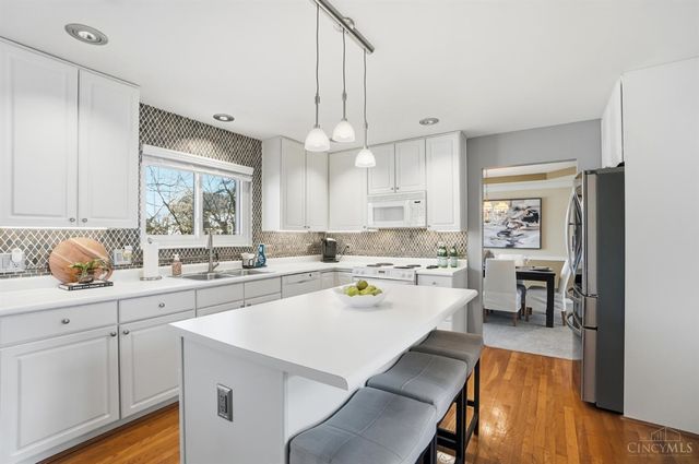 8588 Charleston Creek Drive, Mason, OH 45040