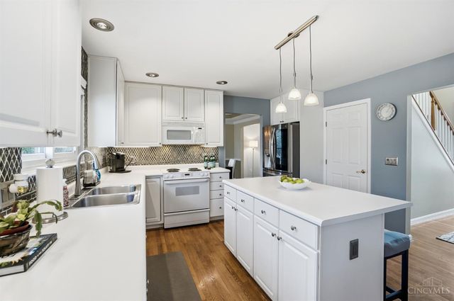 8588 Charleston Creek Drive, Mason, OH 45040