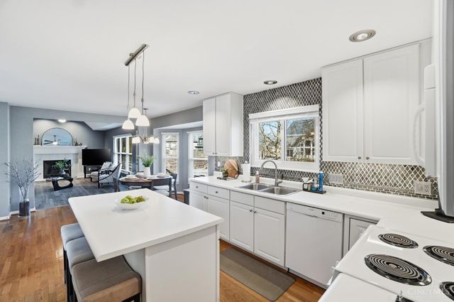 8588 Charleston Creek Drive, Mason, OH 45040