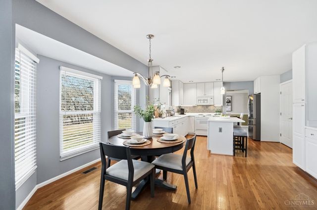 8588 Charleston Creek Drive, Mason, OH 45040