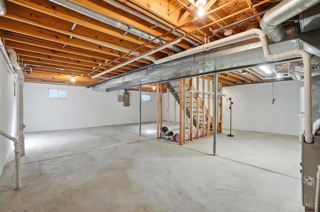 8588 Charleston Creek Drive, Mason, OH 45040