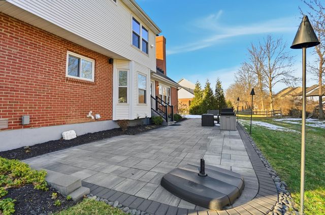 8588 Charleston Creek Drive, Mason, OH 45040