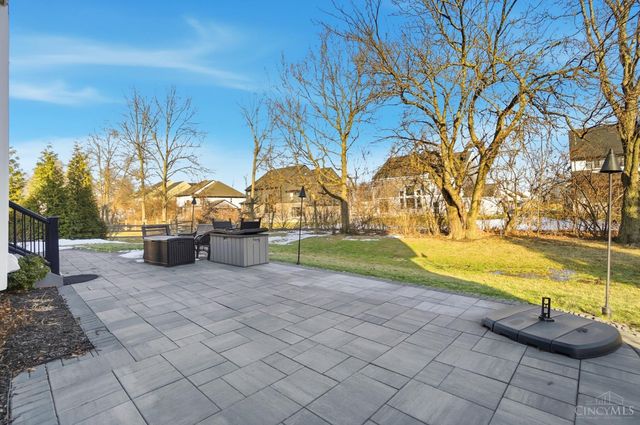 8588 Charleston Creek Drive, Mason, OH 45040