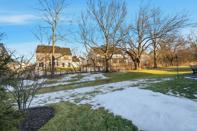 8588 Charleston Creek Drive, Mason, OH 45040