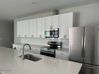 9515 N 13TH Street B, Phoenix, AZ 85020