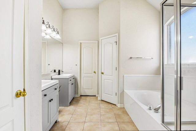 3222 Navasota Cir, San Antonio, TX 78259