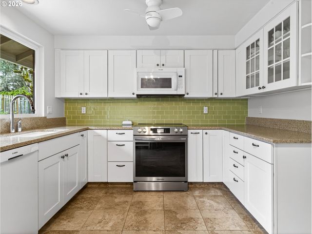 13680 Sw BEREA Dr, Tigard, OR 97223